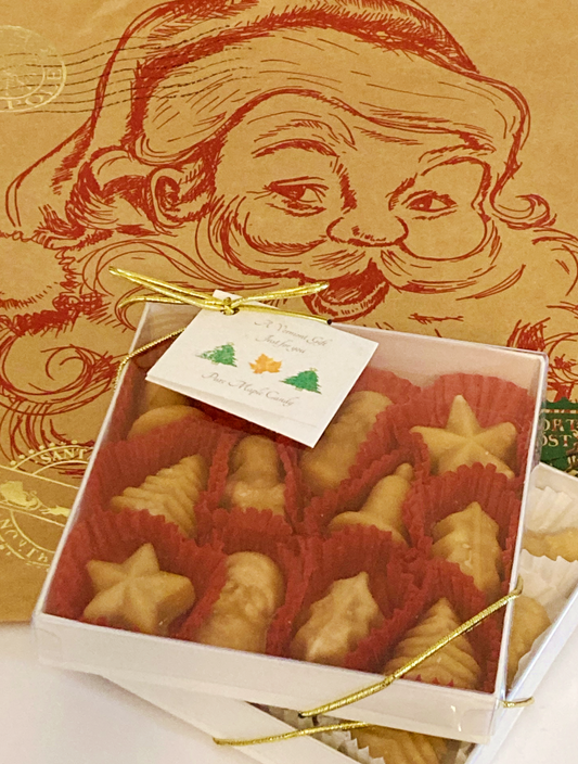SEASONS GREETINGS, 12-piece Maple Candy Gift Box