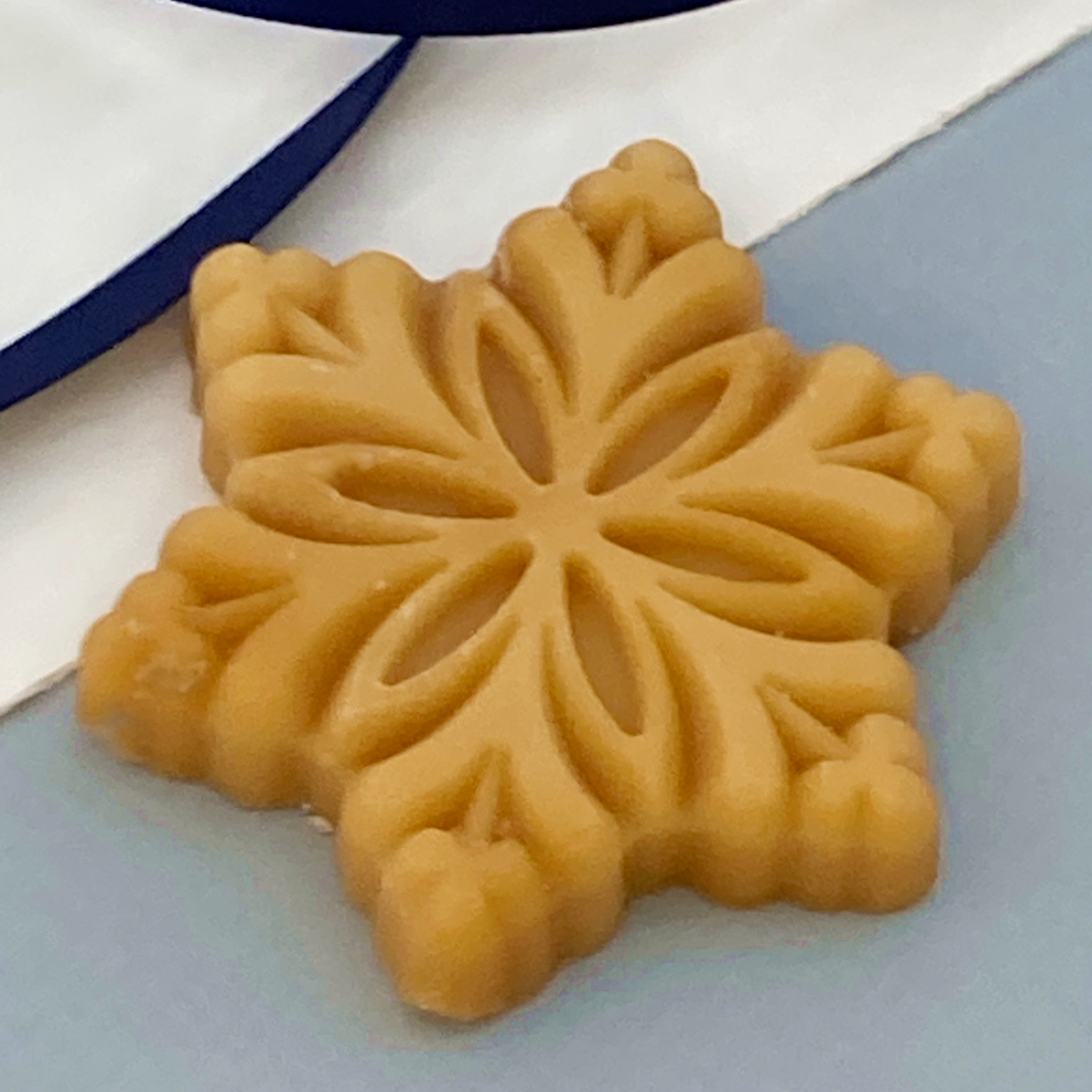 Large 1.5 oz. Maple Sugar Candy Christmas SNOWFLAKE