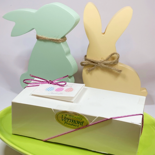 HAPPY EASTER! 24-piece "Peeps" Maple Candy Gift Box