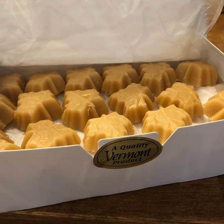 SIMPLY GOLD Pure Vermont Maple Sugar Candy Gift Box